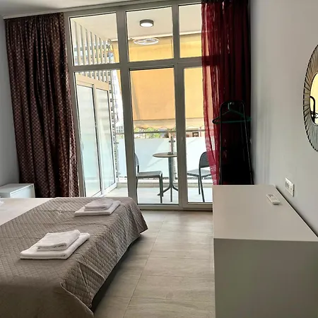 Sunny Balcony Kika2 * Tirana